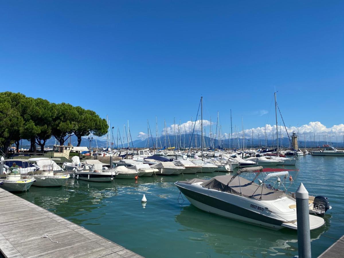 Paganini Suites And Apartments Sirmione Eksteriør bilde