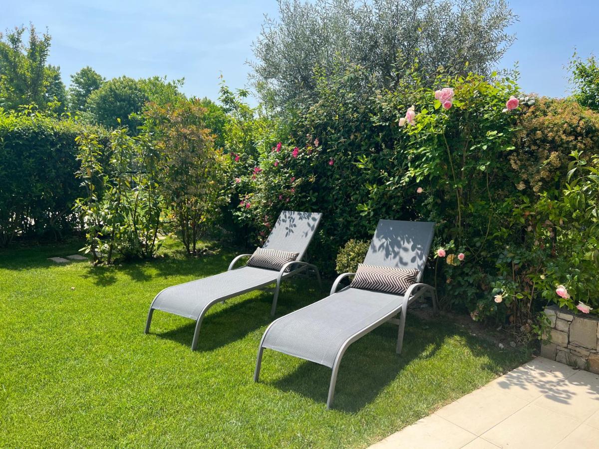Paganini Suites And Apartments Sirmione Eksteriør bilde