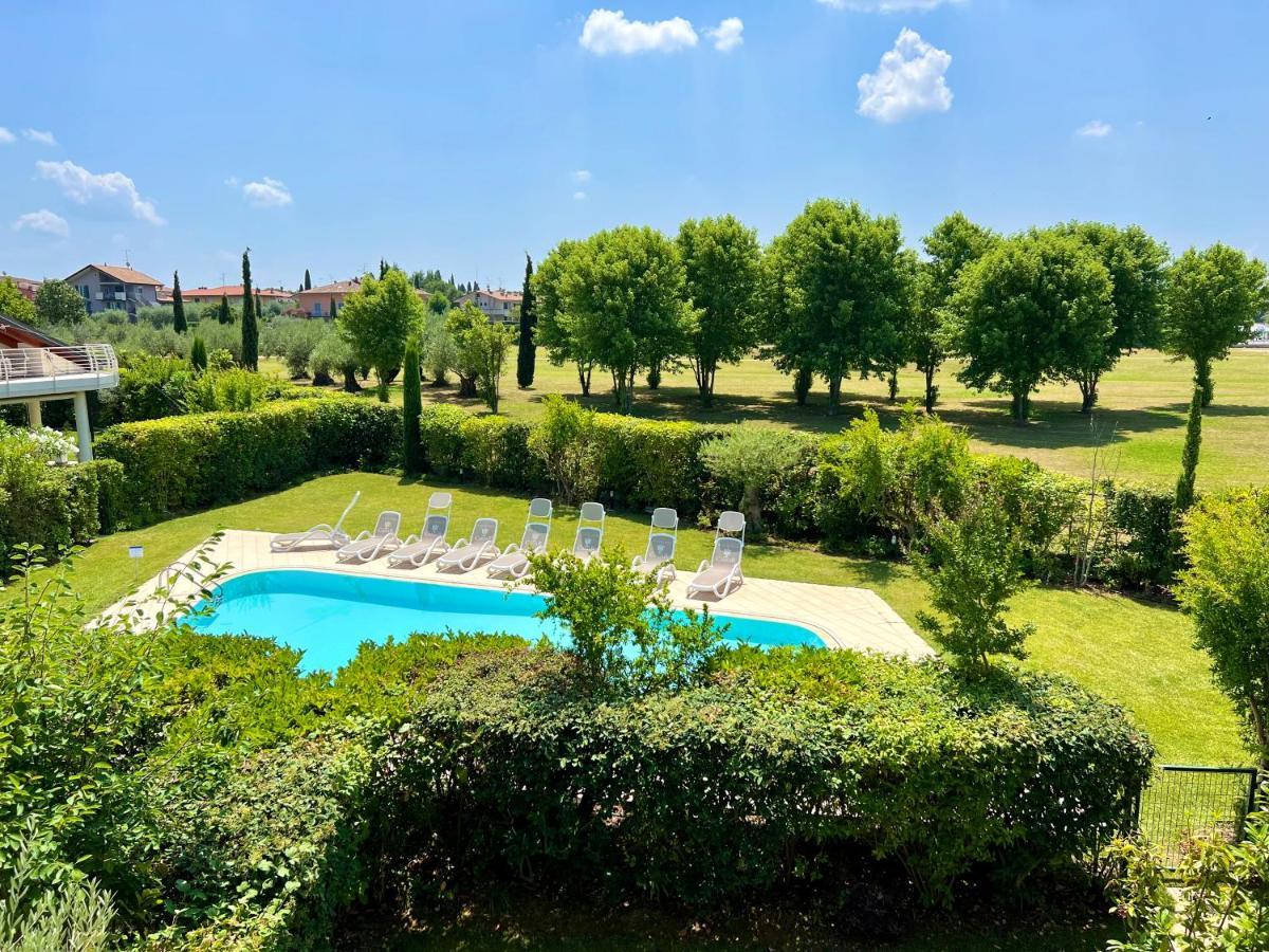Paganini Suites And Apartments Sirmione Eksteriør bilde