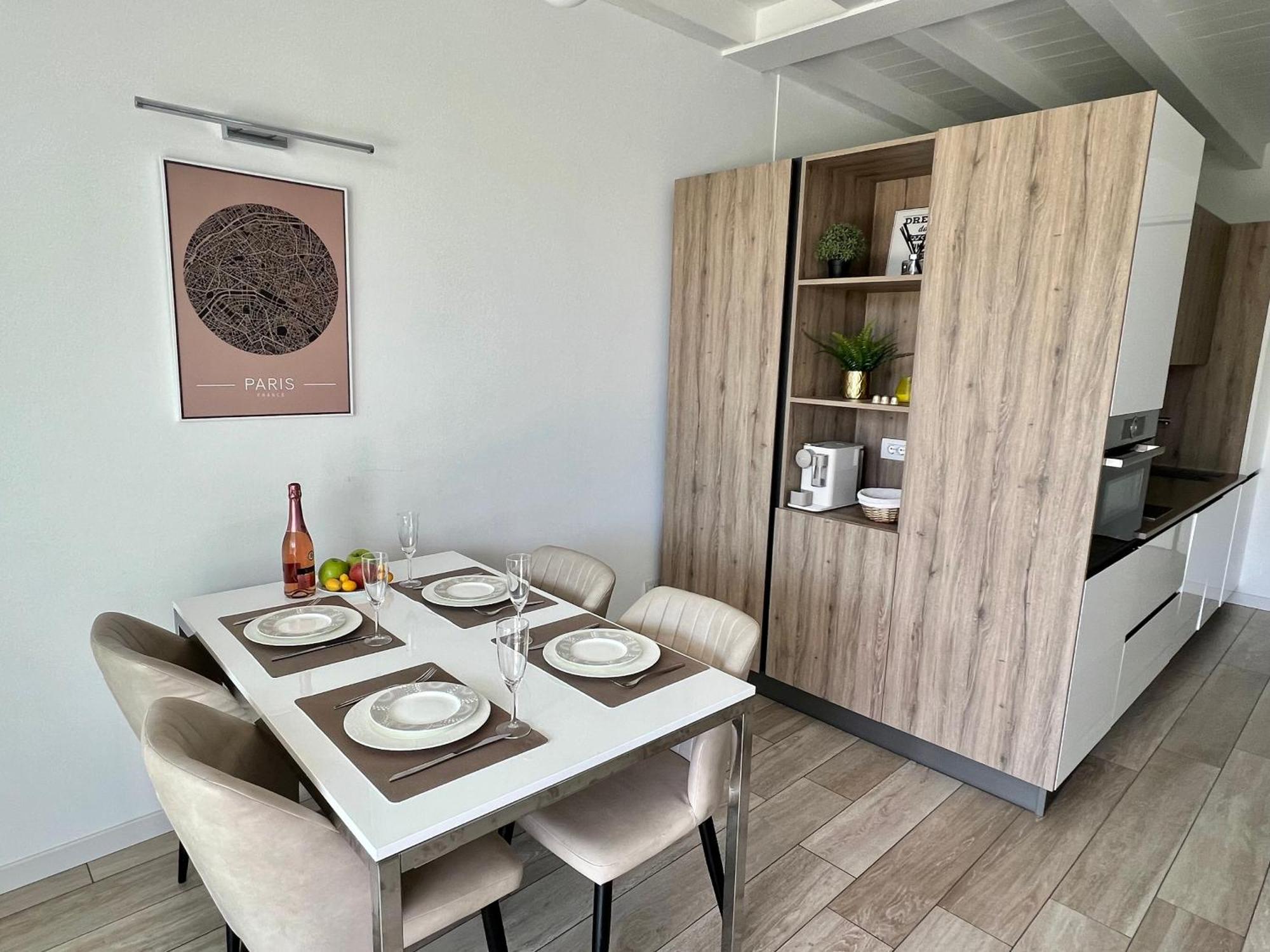 Paganini Suites And Apartments Sirmione Rom bilde